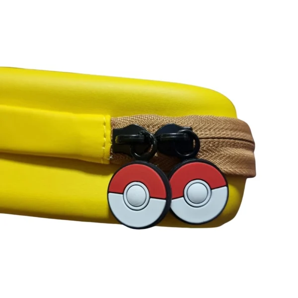 CASE CON RELIEVE 3D PARA NINTENDO SWITCH OLED PIKACHU - Imagen 6
